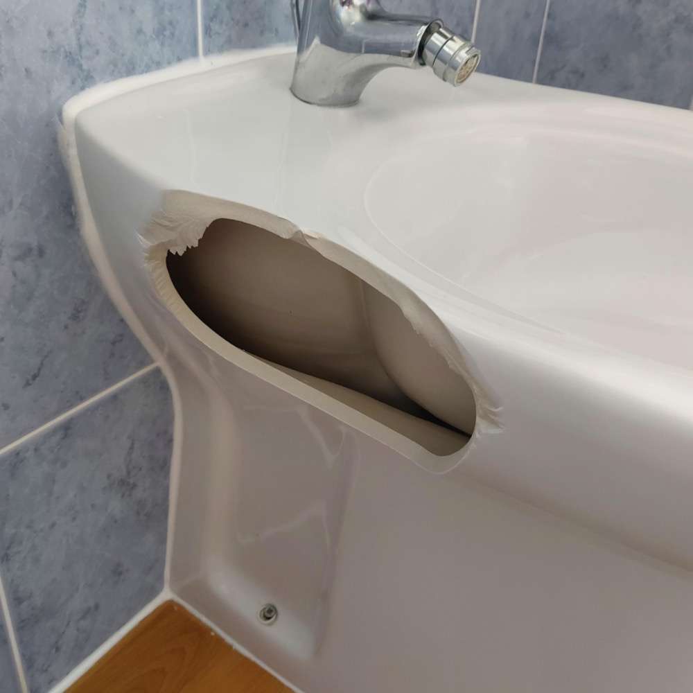 Wash basin shop repair